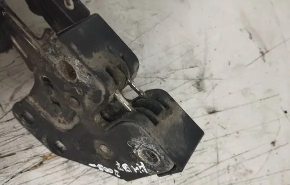 Audi A4 S4 B7 8E 8H Engine bonnet/hood lock/catch