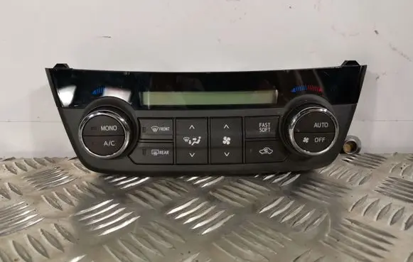 Toyota RAV 4 (XA40) Climate control unit 5590042440