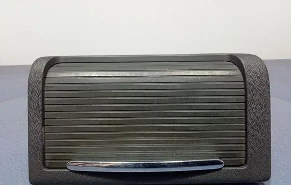 Opel Signum Glove box 24423418