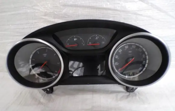 Opel Insignia B Clock 39113829