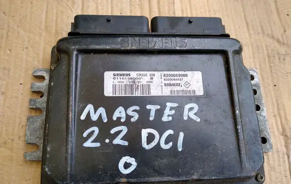 Renault Master II Engine control unit/module 8200059086