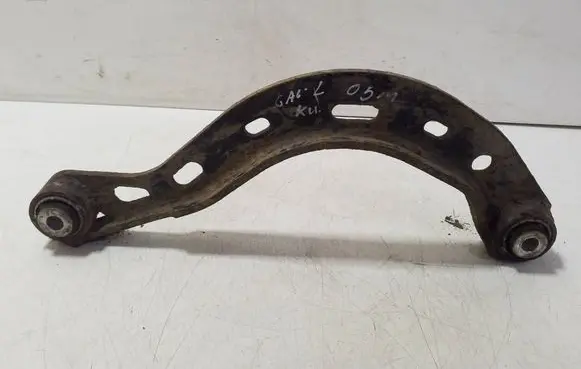 Rear control arm