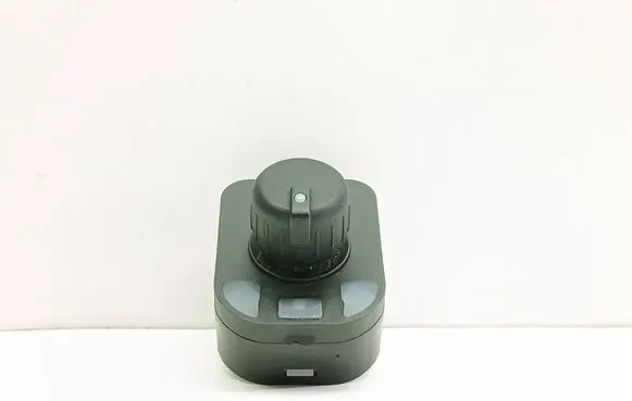 Audi A6 S6 C6 4F Wing mirror switch 8E0959565