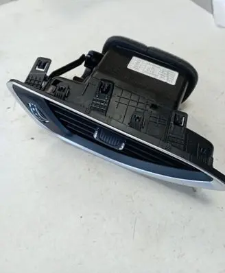 Chrysler Pacifica Dashboard side air vent grill/cover trim 6EC041X9AC