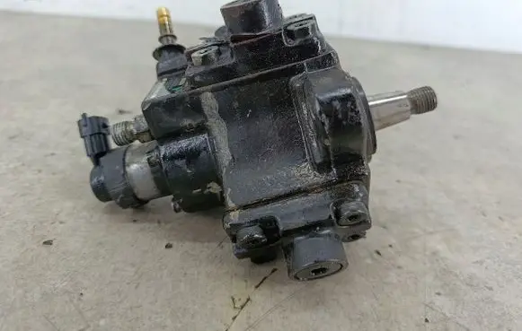Fiat Croma Fuel injection high pressure pump