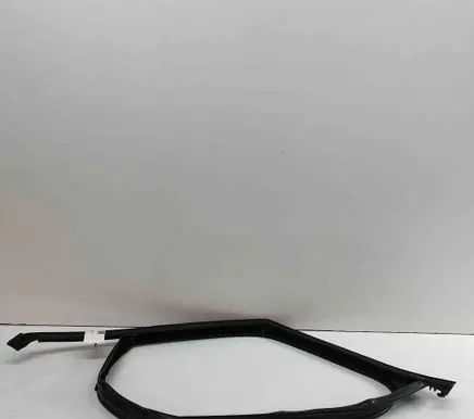 Volkswagen Multivan T6 Front door glass trim molding 7T0837431E