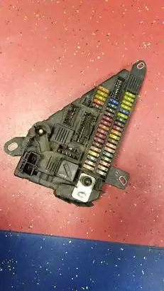 BMW M6 Fuse box set 6906619