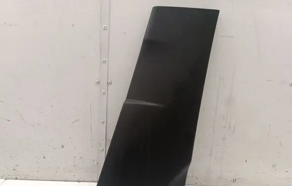 (B) pillar trim (bottom)