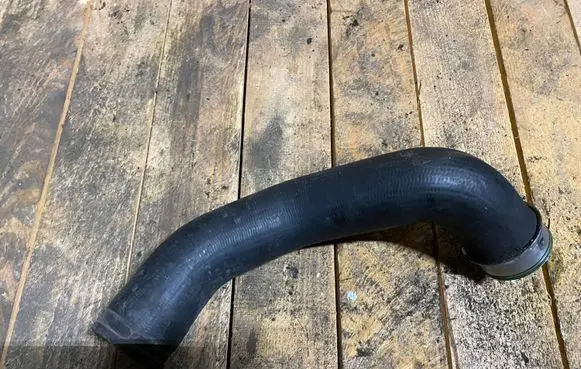 Mercedes-Benz R W251 Intercooler hose/pipe a2515280582 2515280582