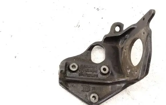 Volkswagen Transporter - Caravelle T4 Fuel pump bracket 074130147C
