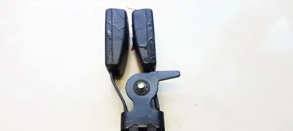 Renault Koleos I Middle seatbelt buckle (rear) 6093358C