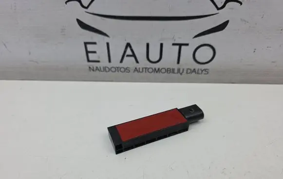 Volkswagen Tiguan Allspace Keyless system antenna 5Q0962131 5FA171669