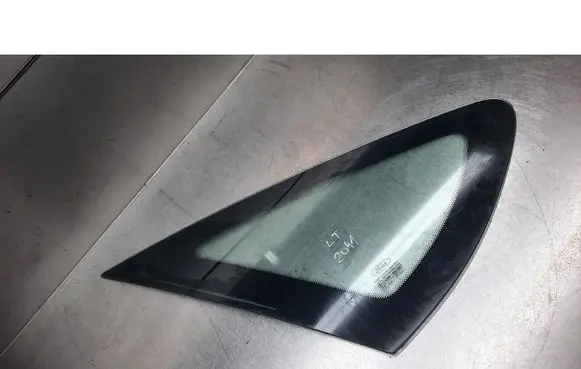 Ford Focus C-MAX Rear side window