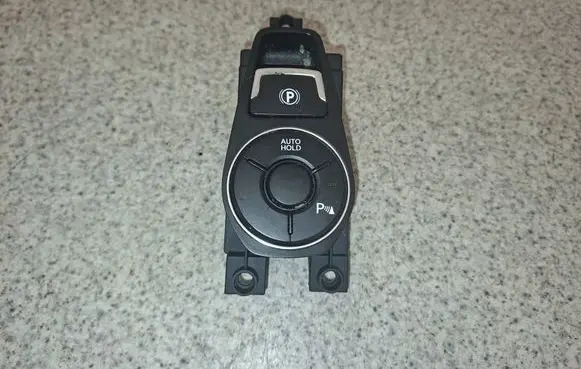 Hyundai i40 Hand parking brake switch 937663Z540 39R2HV1000 17110152277