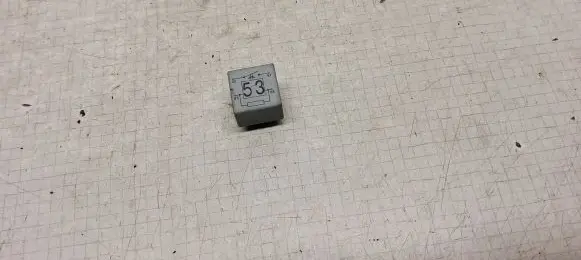Volkswagen PASSAT B5 Other relay 141951253B 20240072 053