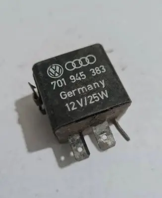 Volkswagen Multivan T4 Other relay 701945383