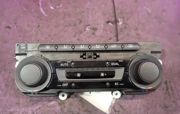 Seat Leon (1P) Climate control unit 