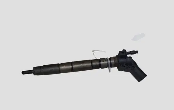 Audi A5 8T 8F Fuel injector 0445115058