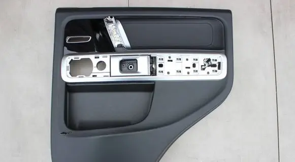 Mercedes-Benz G W463 2nd Gen Coupe rear side trim panel A4637374800