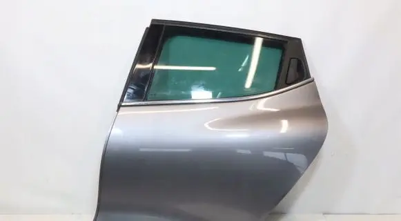 Renault Clio IV Rear door 