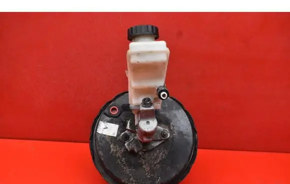 Toyota Avensis Verso Brake booster 