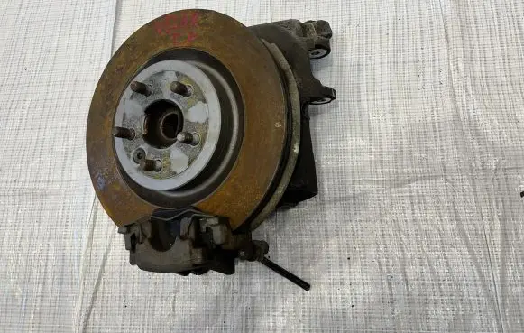 Land Rover Range Rover Velar Rear wheel hub spindle/knuckle 