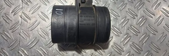 Volkswagen PASSAT B6 Mass air flow meter 0281002461 074906461B