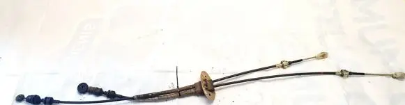 Gear shift cable linkage