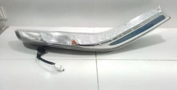 Nissan Leaf I (ZE0) Tailgate rear/tail lights 265503NLX