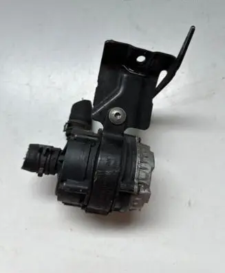Volkswagen PASSAT B8 Electric auxiliary coolant/water pump 04l965567