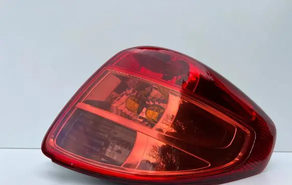 Suzuki SX4 Rear/tail lights 22016684