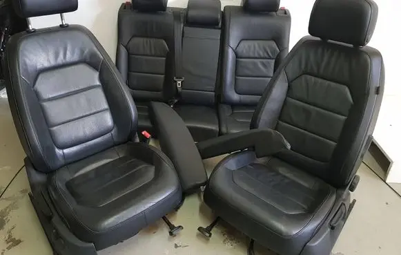 Seat set