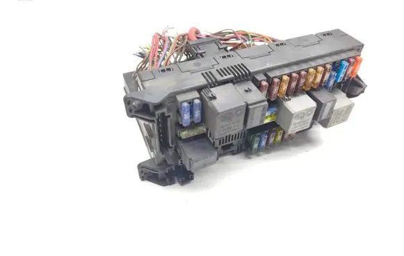 Mercedes-Benz E W211 SAM control unit 2115453901