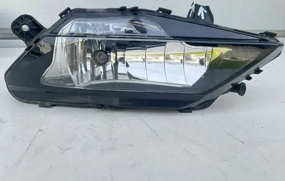 Opel Insignia B Front fog light 13460224