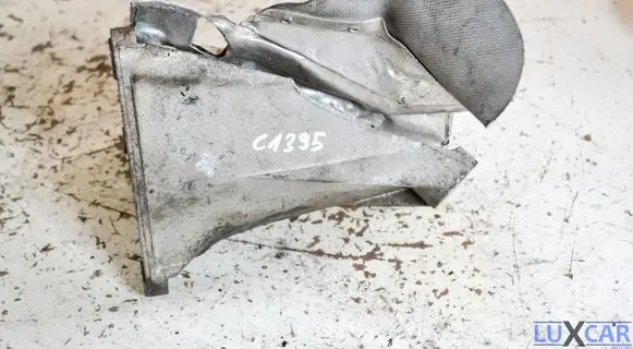 Audi A6 S6 C5 4B Engine mounting bracket 8D0199388G 00199388