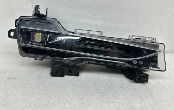 Tesla Model Y LED Daytime headlight 162479800A 1624798-00-A DC522231B00260