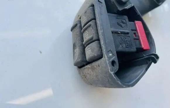 Renault 19 Electric window control switch