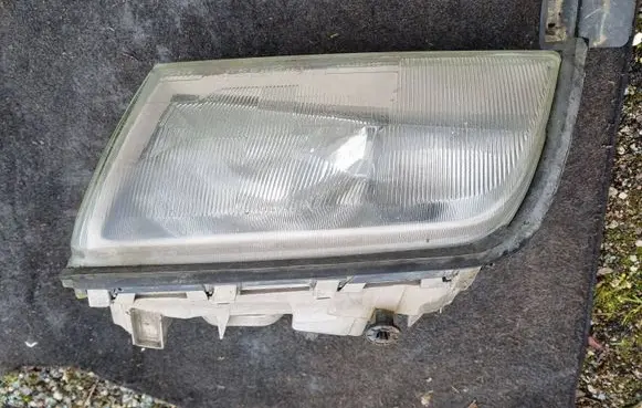 Mercedes-Benz C W202 Headlight/headlamp 1305230124