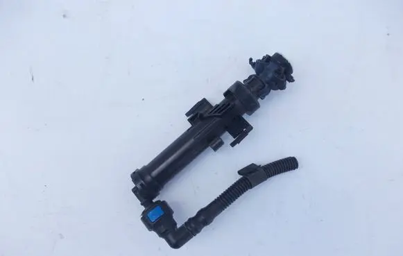 Skoda Octavia Mk3 (5E) Headlight washer spray nozzle 5E0955965D