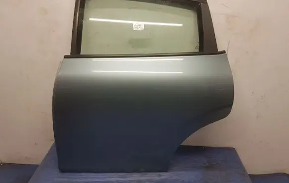 Seat Leon (1P) Rear door LS5V