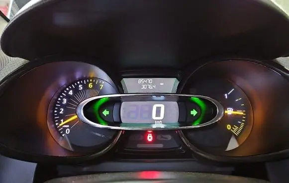 Renault Clio IV Speedometer (instrument cluster) IMPRK1554486