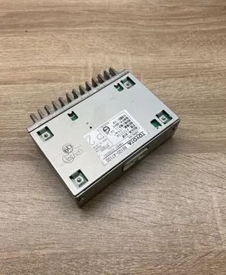 Toyota Prius (XW30) Sound amplifier 8610047100