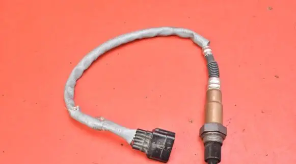 Mercedes-Benz Citan W415 Lambda probe sensor 8201395330