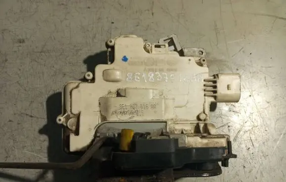 Audi A4 S4 B7 8E 8H Front door lock 8E1837016AA 8E1827616