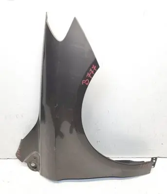 Mercedes-Benz B W246 W242 Fender A2468810201