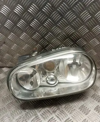 Volkswagen Golf IV Headlight/headlamp 1J1941015B
