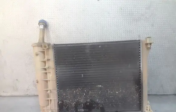 Ford Ka Coolant radiator 879560000