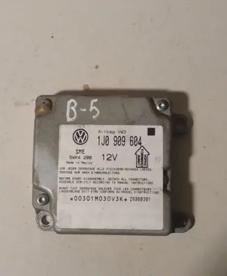 Volkswagen PASSAT B5 Airbag control unit/module 1J0909604