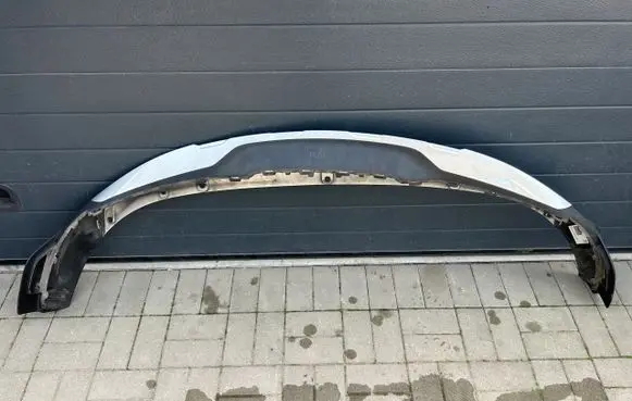 Porsche Taycan 9J1 Front bumper lip 
