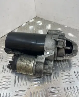 BMW 5 E60 E61 Starter motor 1005831595